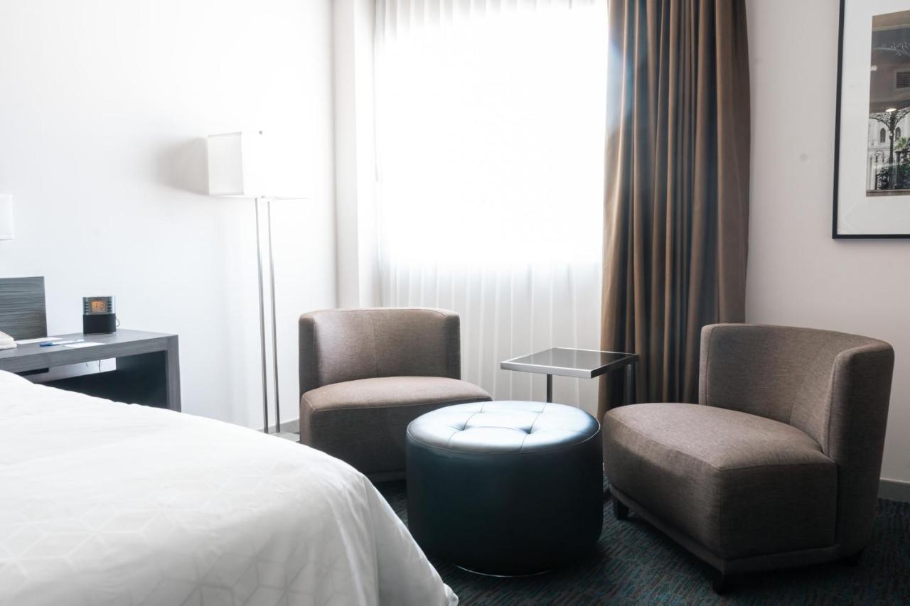 Holiday Inn Express Hotel & Suites Hermosillo By Ihg Екстериор снимка